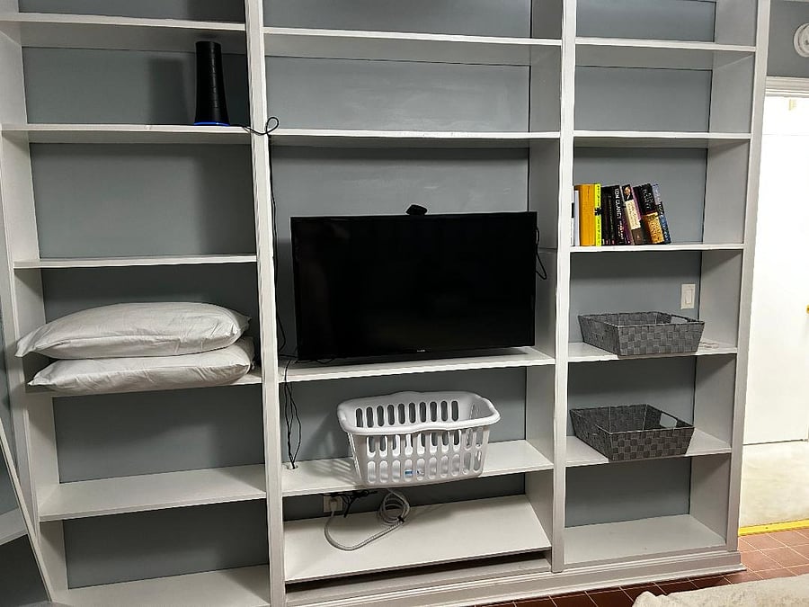 ROKU Smart TV
Storage, Storage, Storage