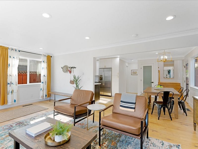 Furnished Finder property 624593_1 photo 17