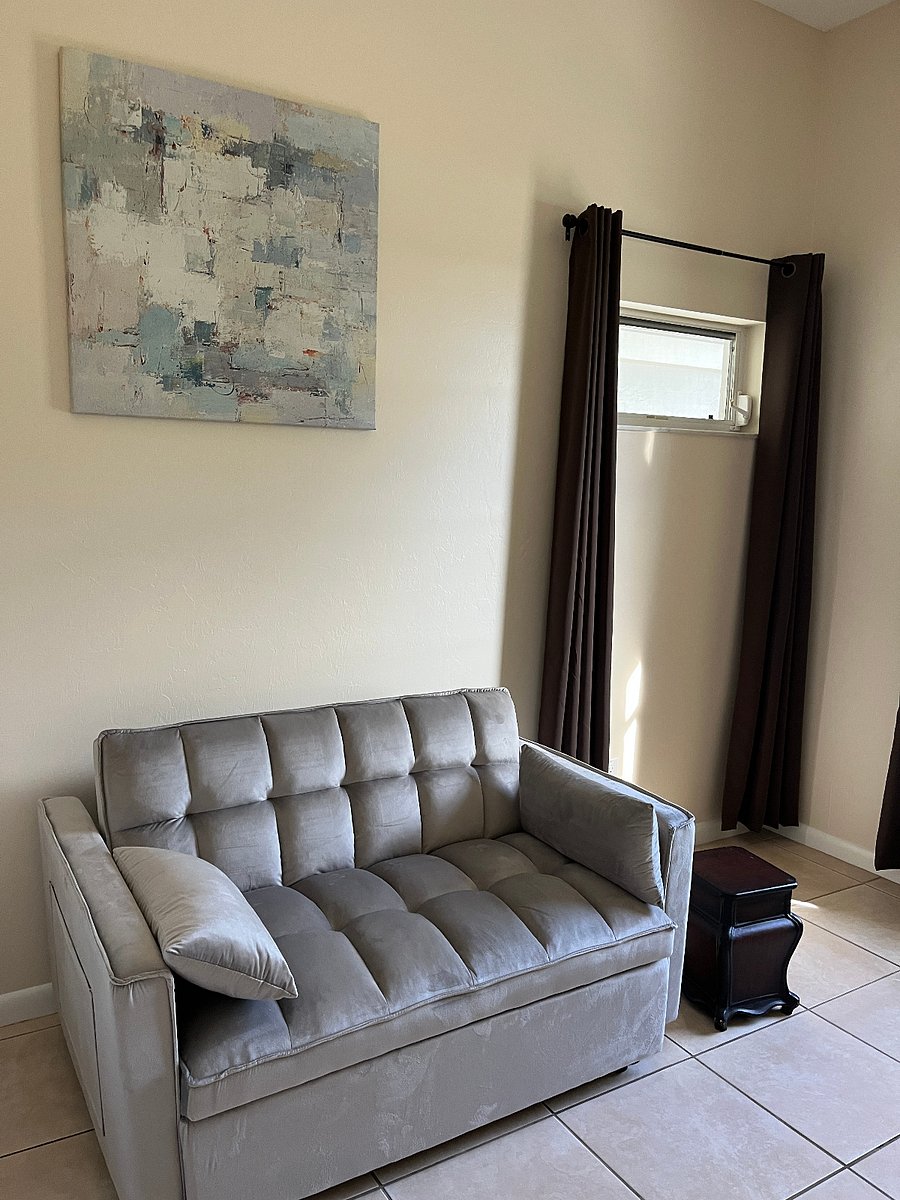 3rd bedroom/office with single pullout bed