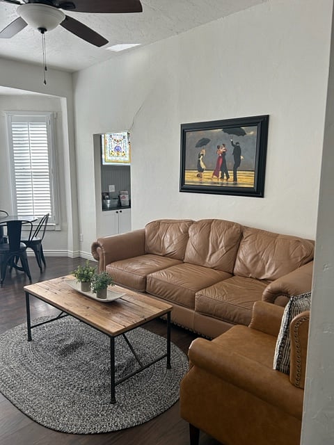 Furnished Finder property 624718_1 photo 3