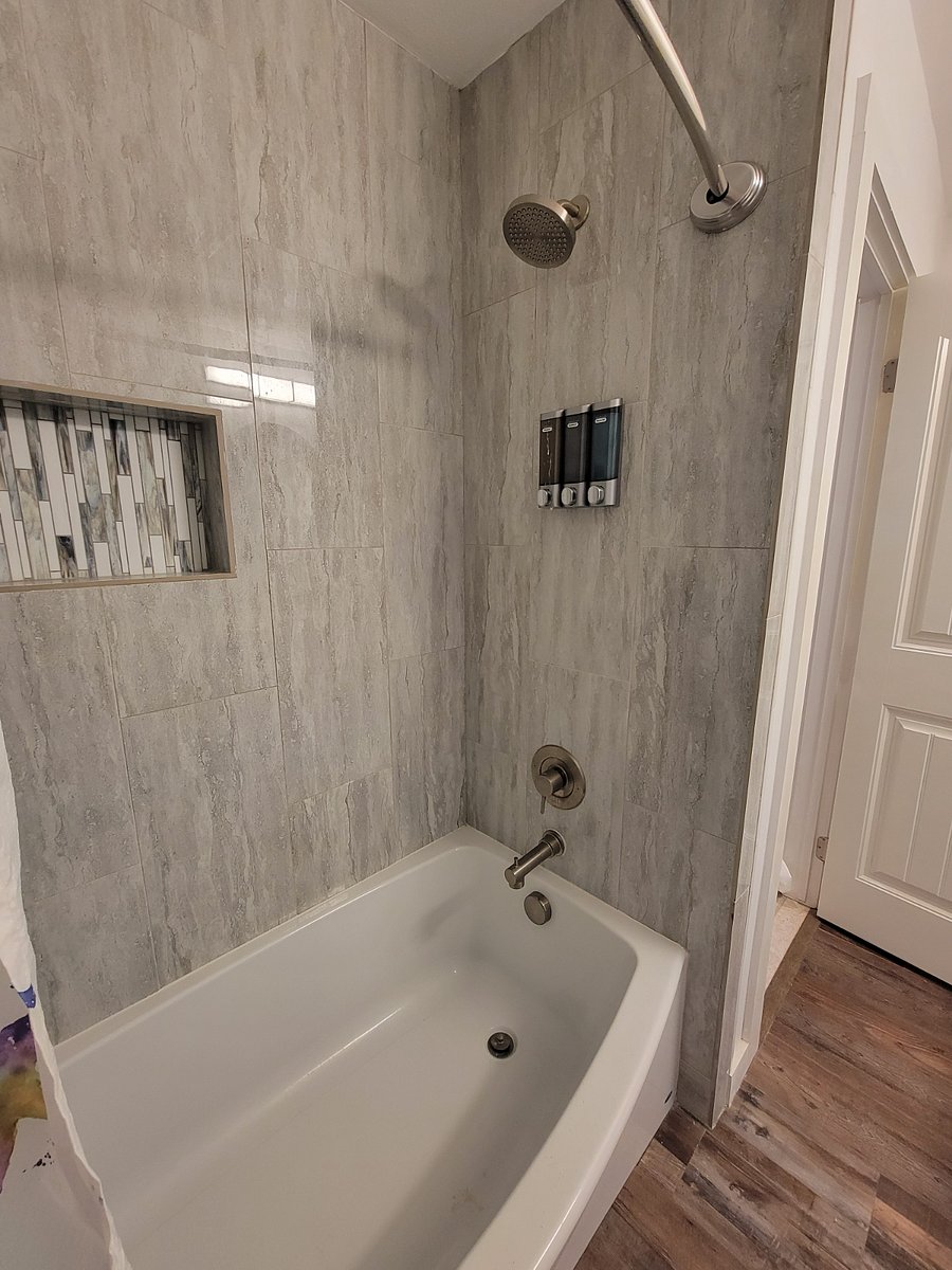 Second bathroom shower