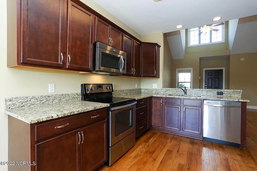 Furnished Finder property 624741_1 photo 4