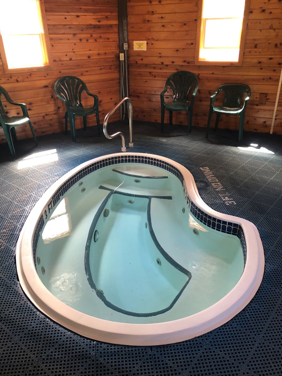 Hot Tub Condo Courtyard Area Below the Unit. Included