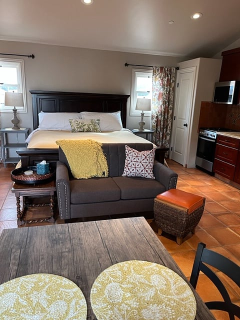 Furnished Finder property 624901_1 photo 8