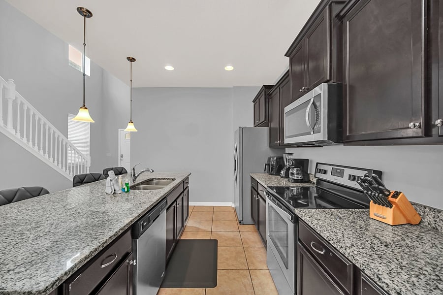 Furnished Finder property 625012_1 photo 8