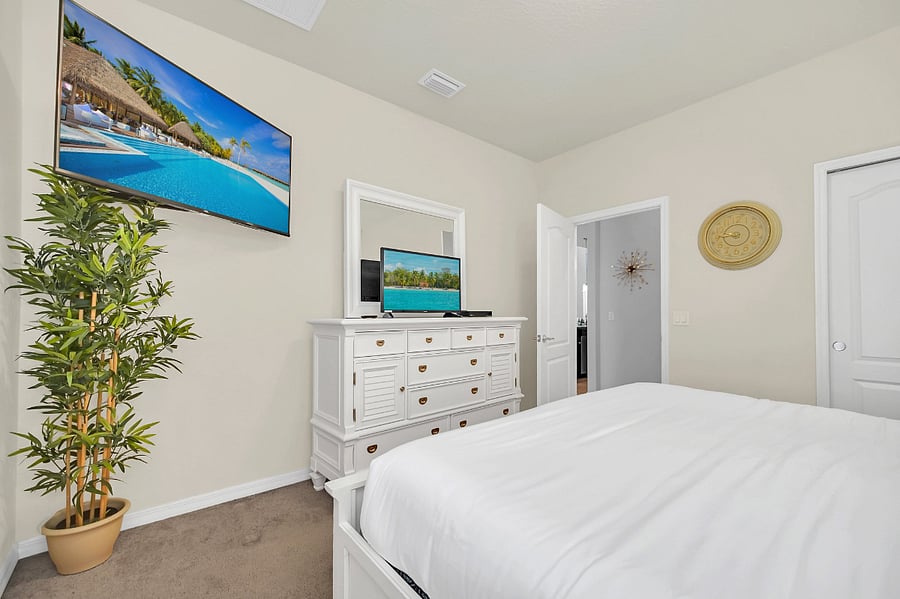 Furnished Finder property 625012_1 photo 18