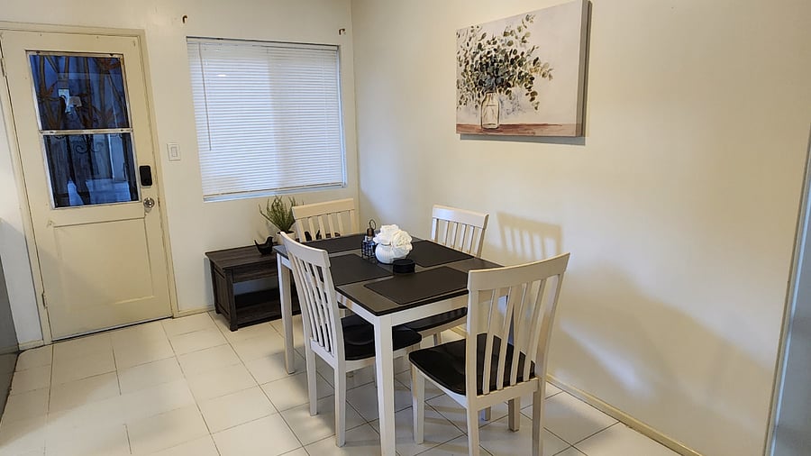 Furnished Finder property 625016_1 photo 4
