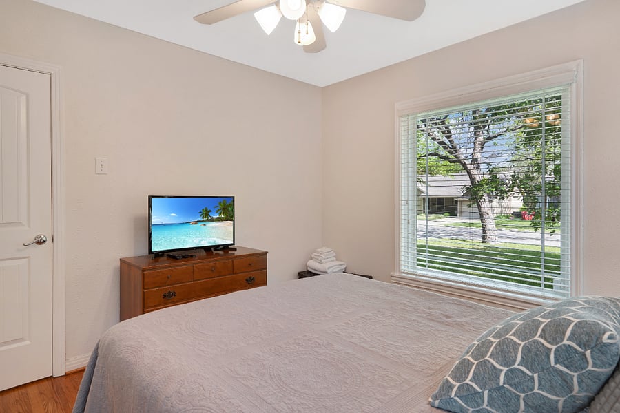 Furnished Finder property 625130_1 photo 9