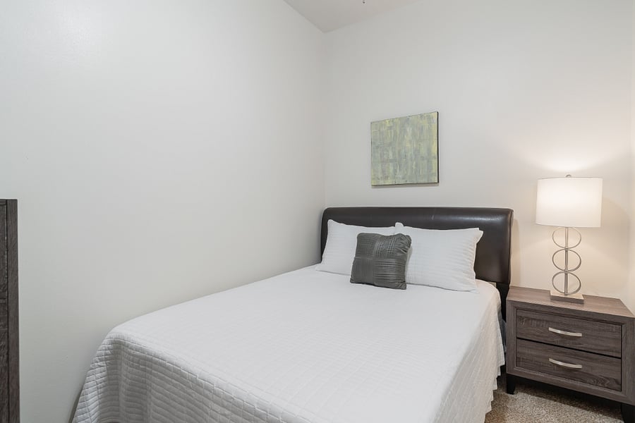 Furnished Finder property 625141_10 photo 2