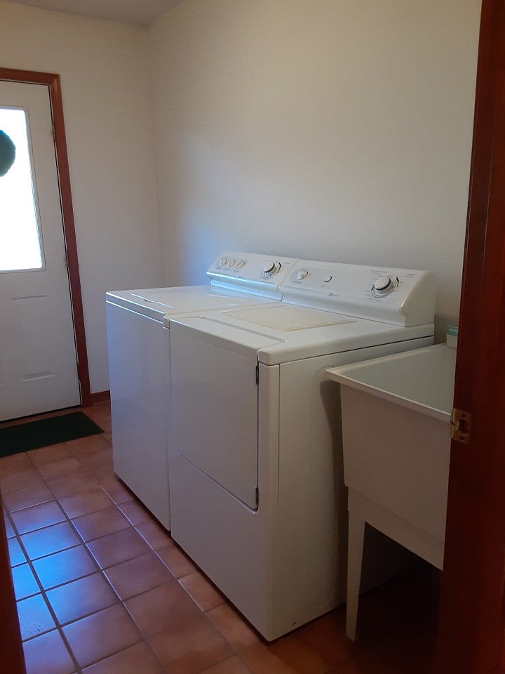 Furnished Finder property 625176_1 photo 3