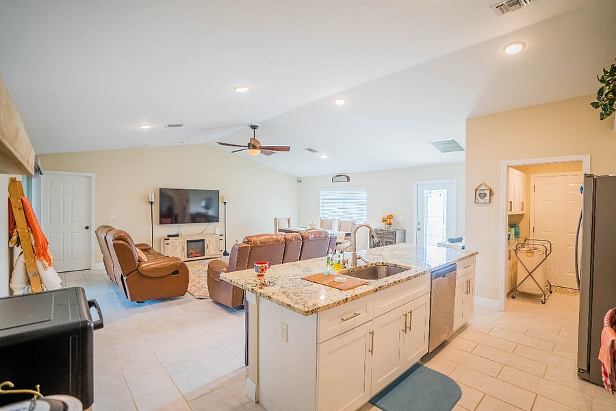Furnished Finder property 625258_1 photo 6