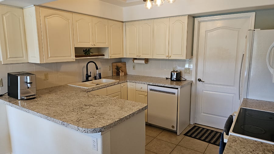 Furnished Finder property 625286_1 photo 6
