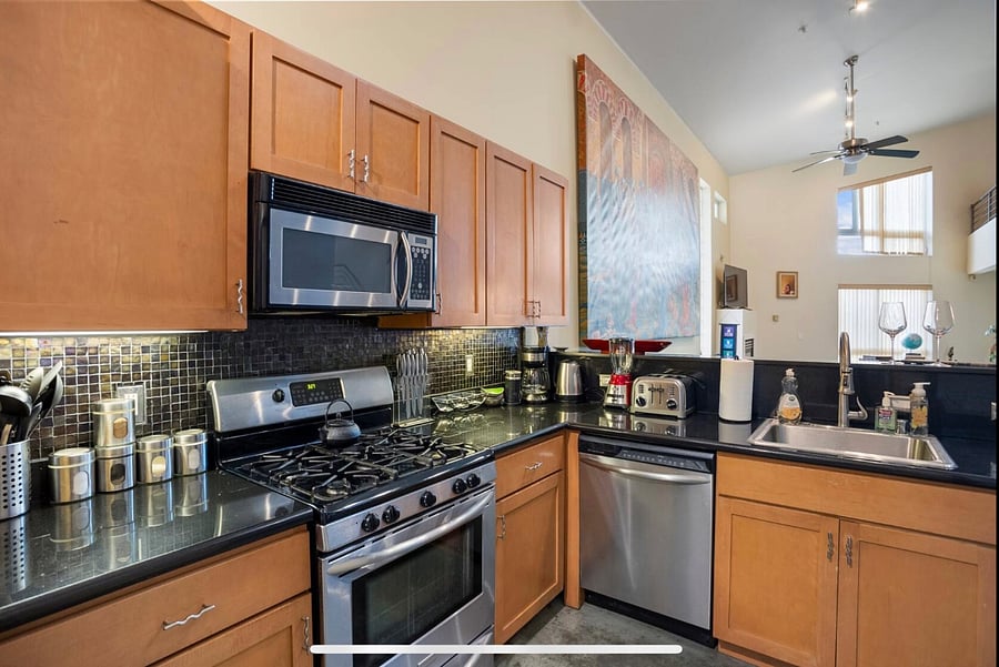 Furnished Finder property 625469_1 photo 17