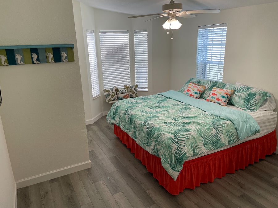 Master Bedroom With King Bed