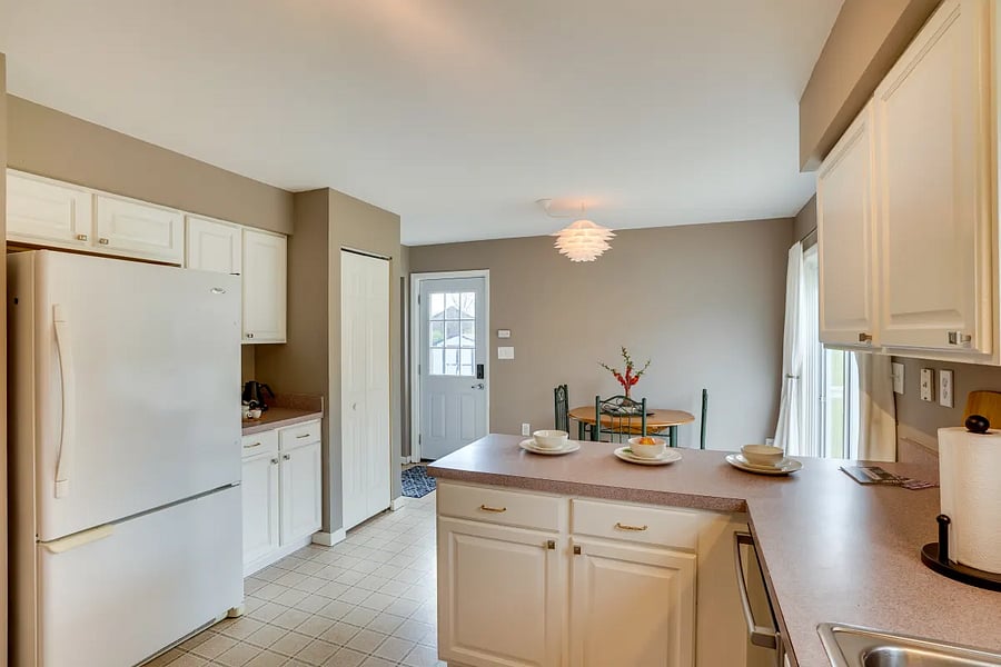 Furnished Finder property 625612_1 photo 12