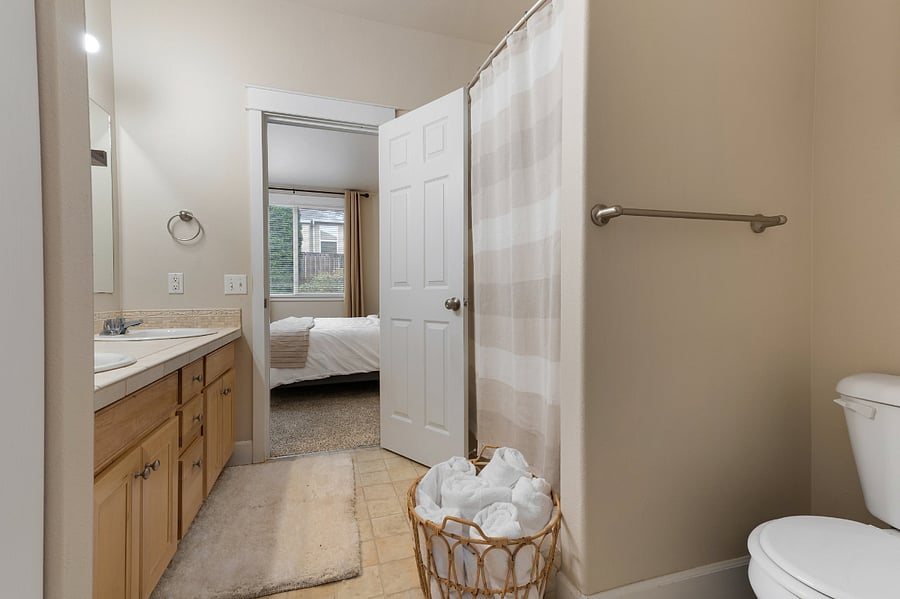 Furnished Finder property 625645_1 photo 25