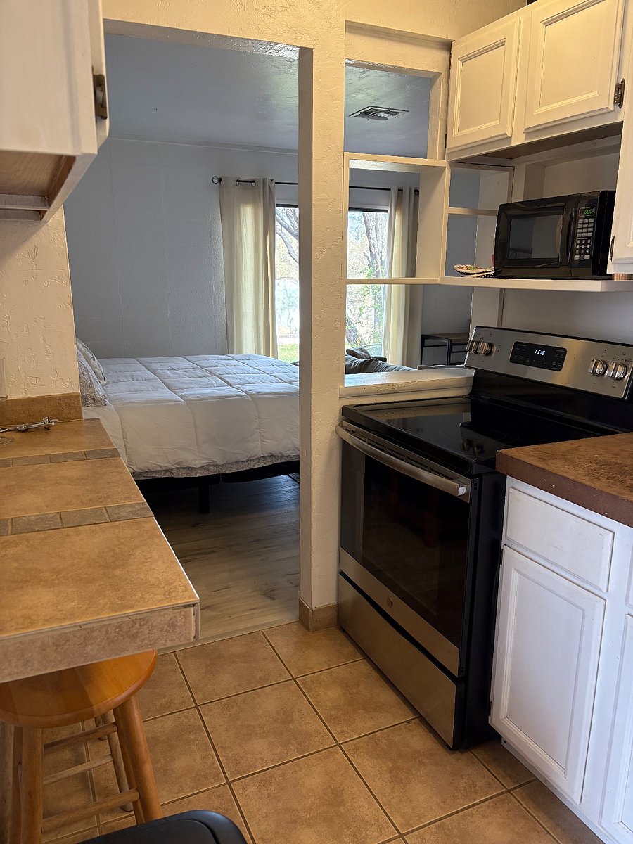 Furnished Finder property 625785_1 photo 6