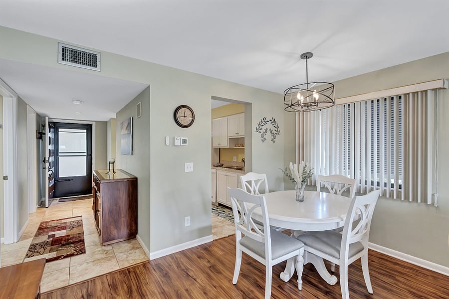 Furnished Finder property 625853_1 photo 17