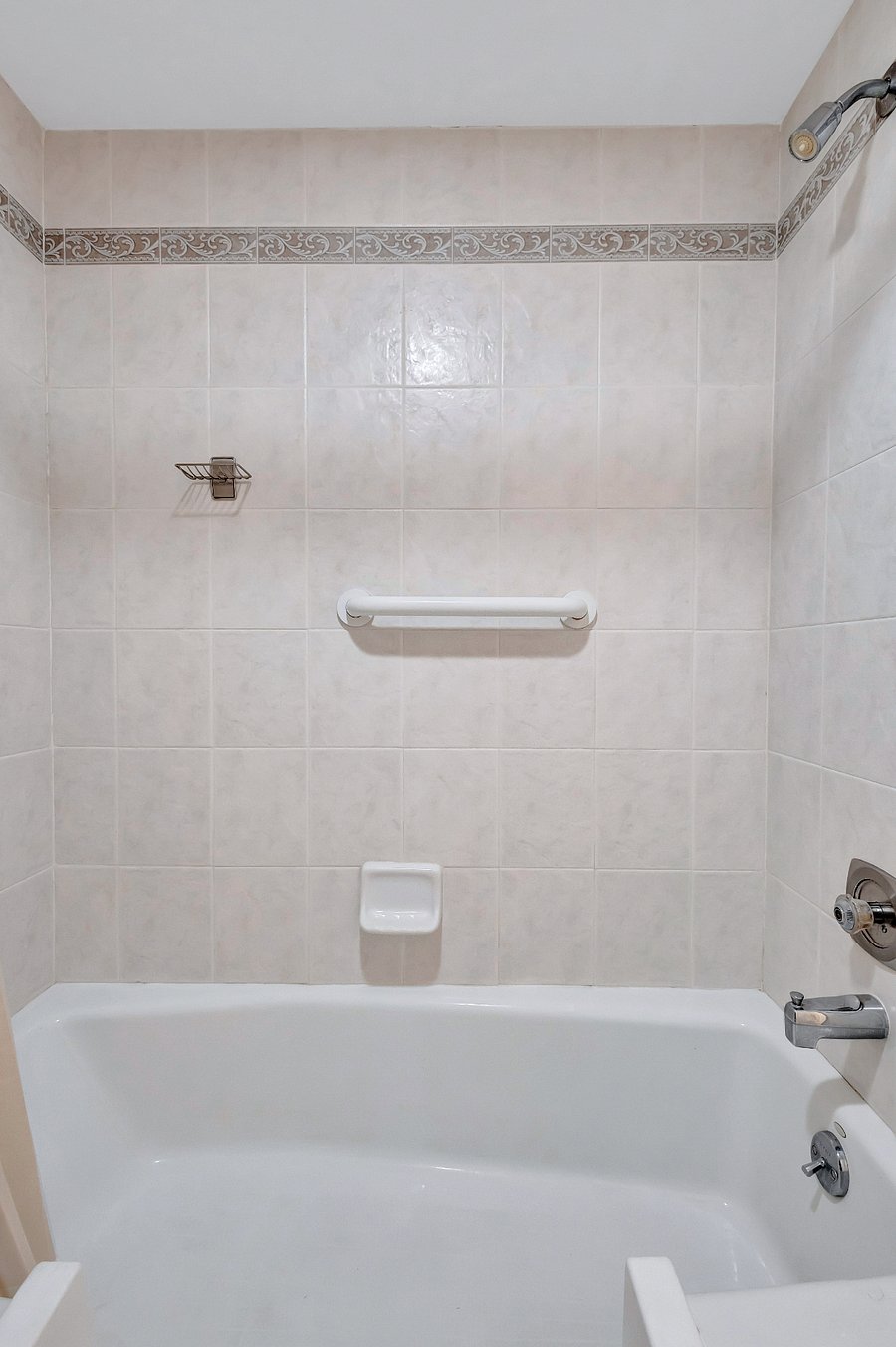 Furnished Finder property 625853_1 photo 38