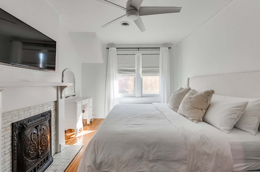 Primary Bedroom - King Bed