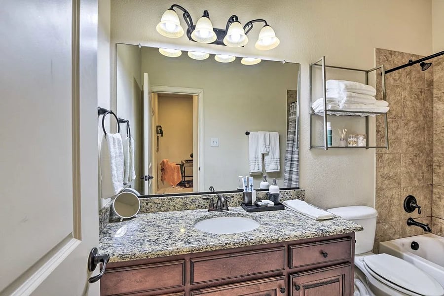 Furnished Finder property 625922_1 photo 25