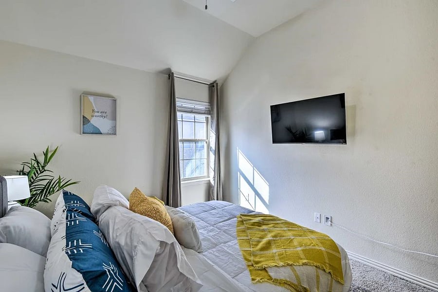Furnished Finder property 625922_1 photo 20