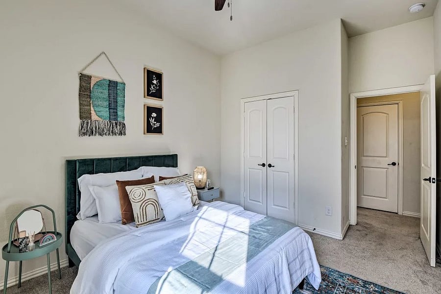 Furnished Finder property 625922_1 photo 23
