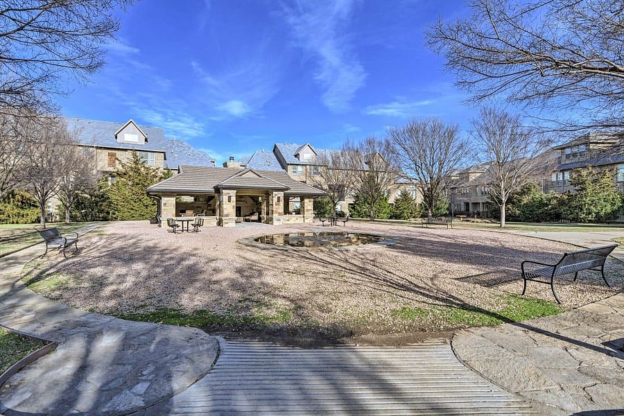 Furnished Finder property 625922_1 photo 33