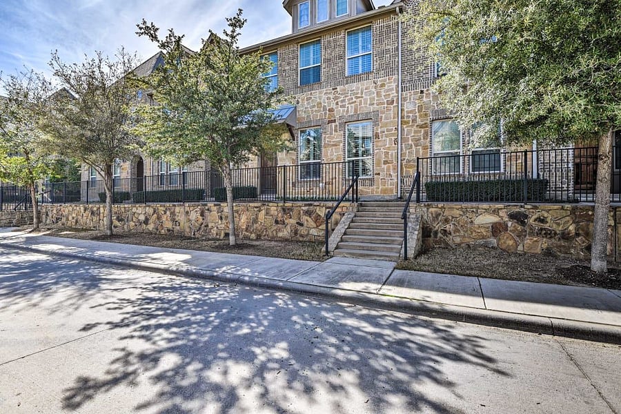 Furnished Finder property 625922_1 photo 30