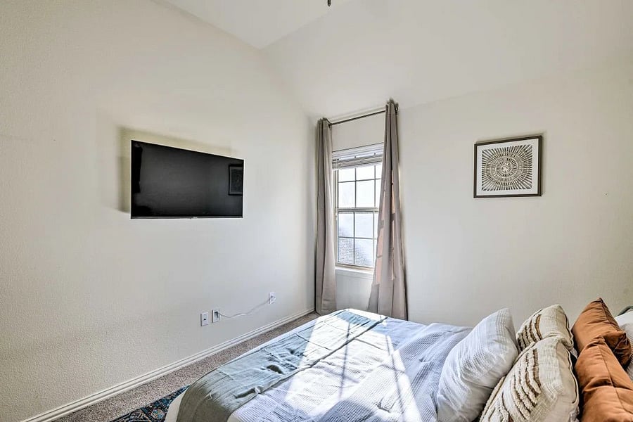 Furnished Finder property 625922_1 photo 24