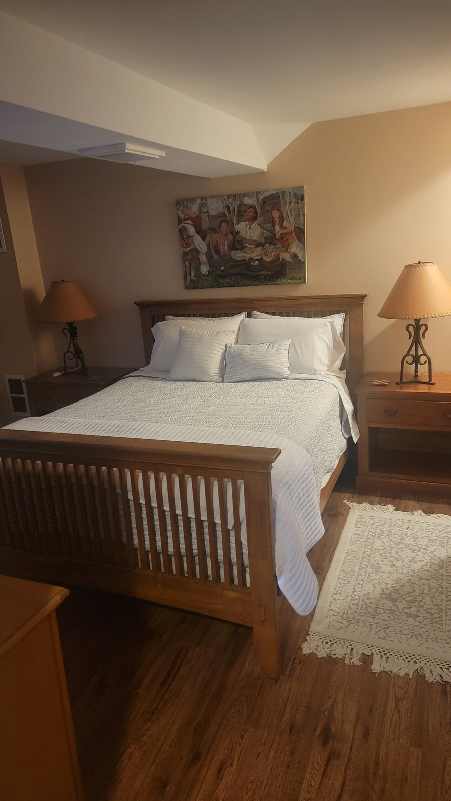Queen Bedroom