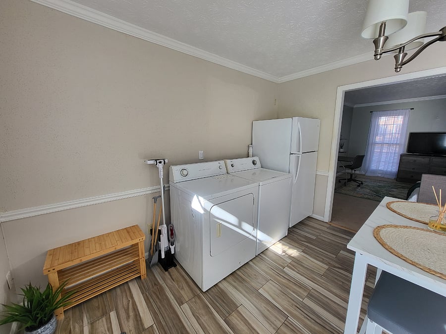Furnished Finder property 625994_1 photo 6