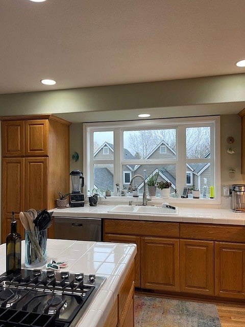 Bright Roomy Kitchen