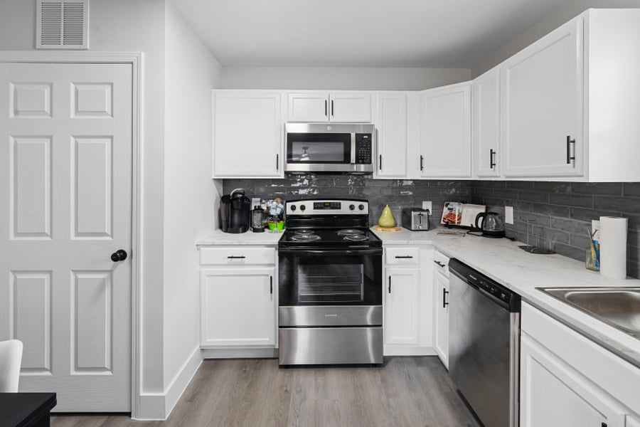 Furnished Finder property 626184_1 photo 11