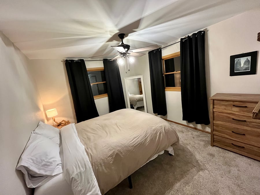 Main floor bedroom #2 w/queen bed