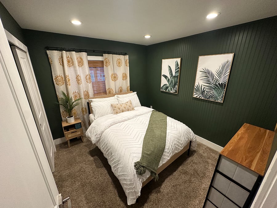 Second bedroom