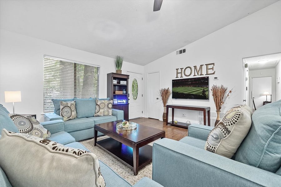 Furnished Finder property 626394_1 photo 3