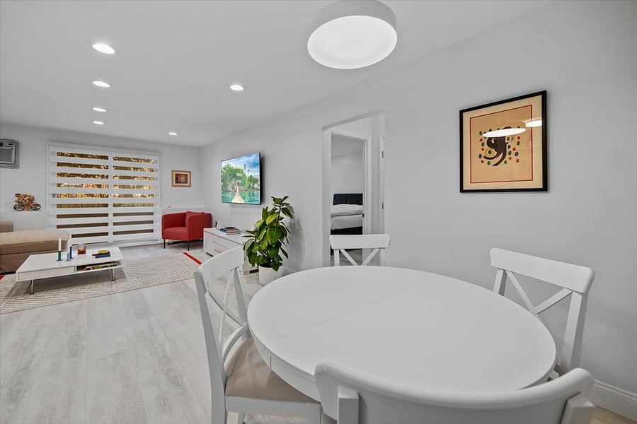 Furnished Finder property 626581_1 photo 7