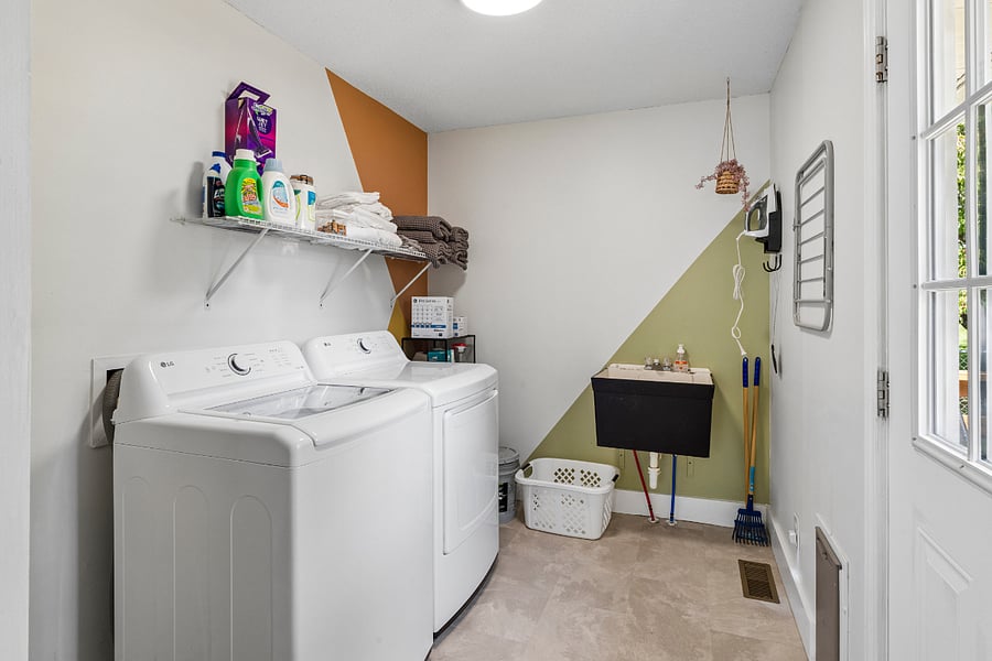 Furnished Finder property 626720_1 photo 11