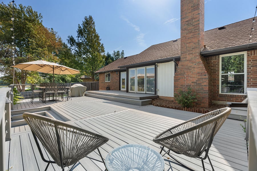 Newly built sprawling Trex deck