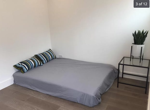 Queen size bed (on a raised bedframe, this pic is outdated.)