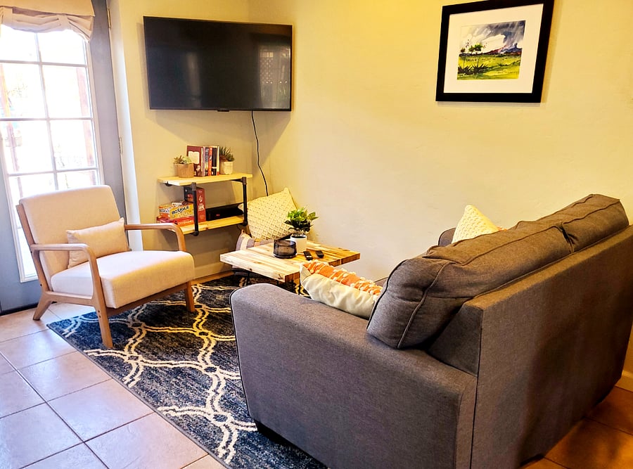 Furnished Finder property 626854_1 photo 3