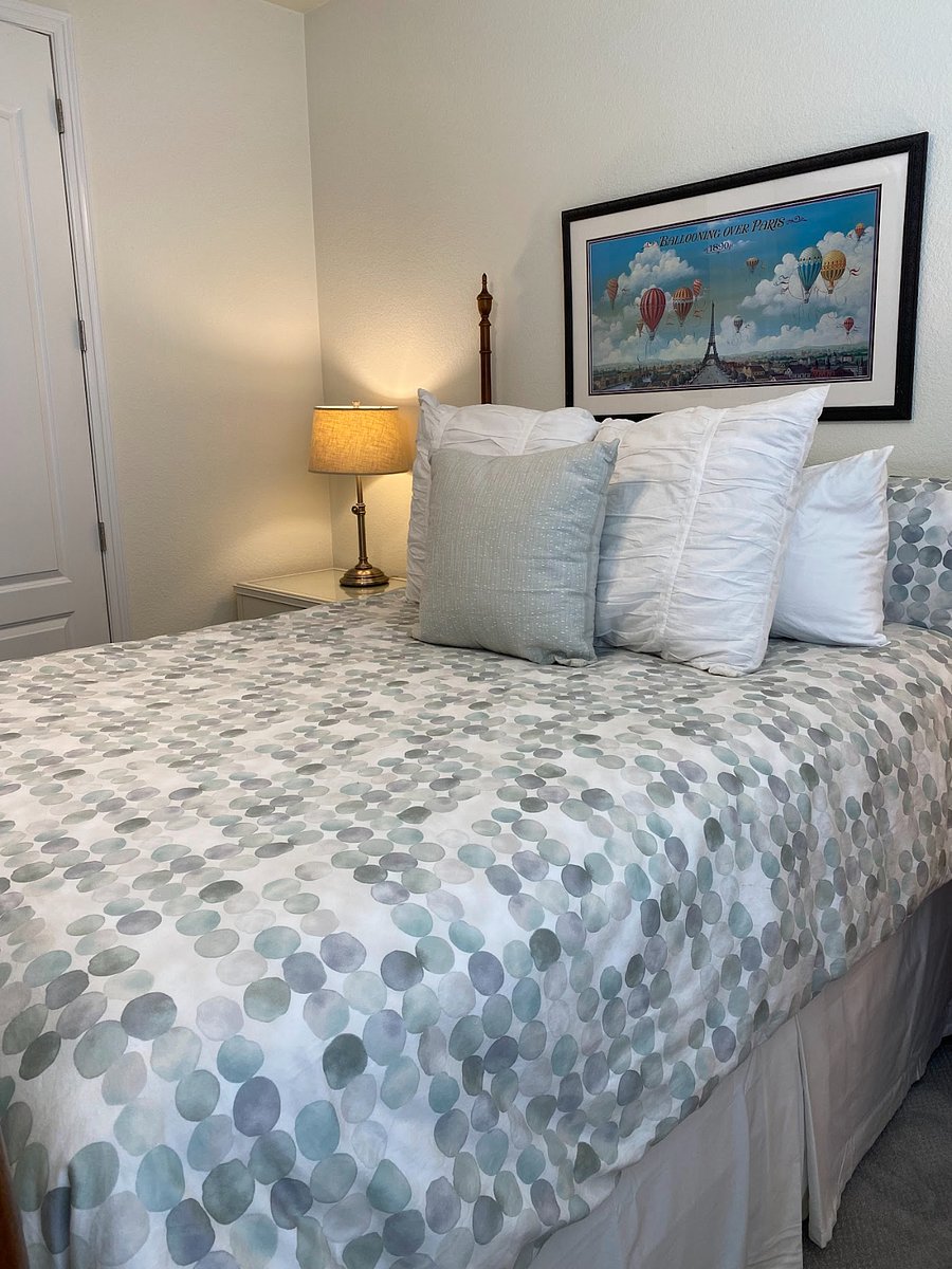 Comfortable queen size bed.
