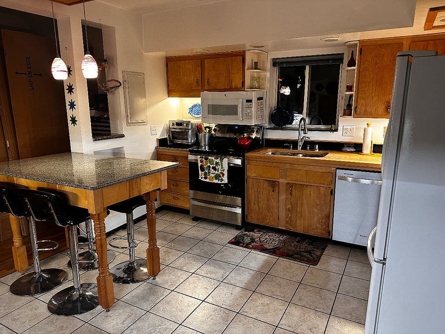Furnished Finder property 627001_1 photo 5