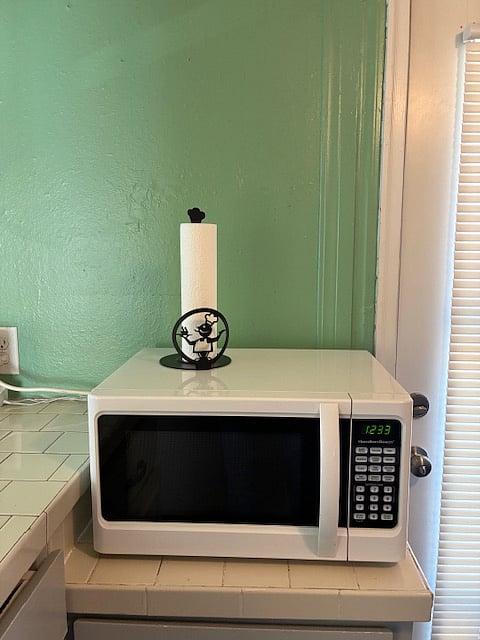 Furnished Finder property 627010_2 photo 20
