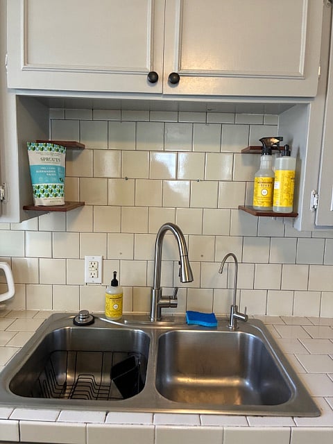 Furnished Finder property 627010_2 photo 23