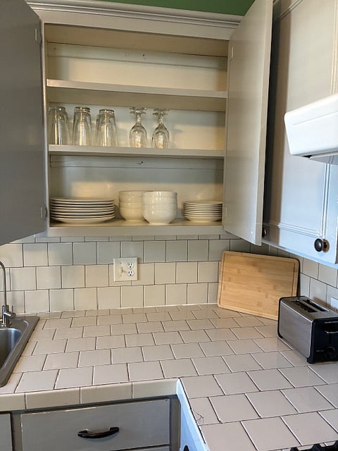 Furnished Finder property 627010_2 photo 24
