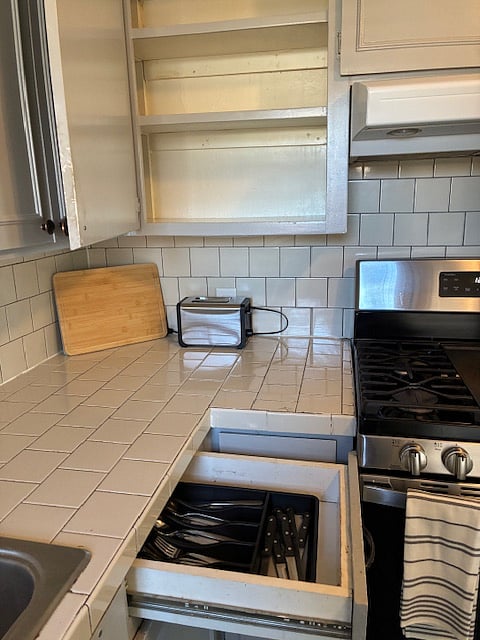 Furnished Finder property 627010_2 photo 25