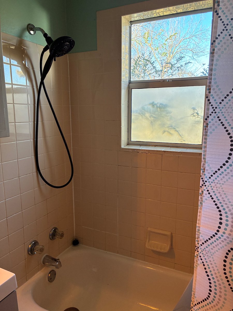 Furnished Finder property 627010_2 photo 14