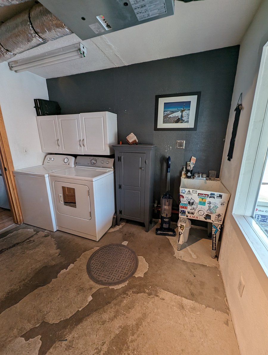 washer, dryer, and utility sink